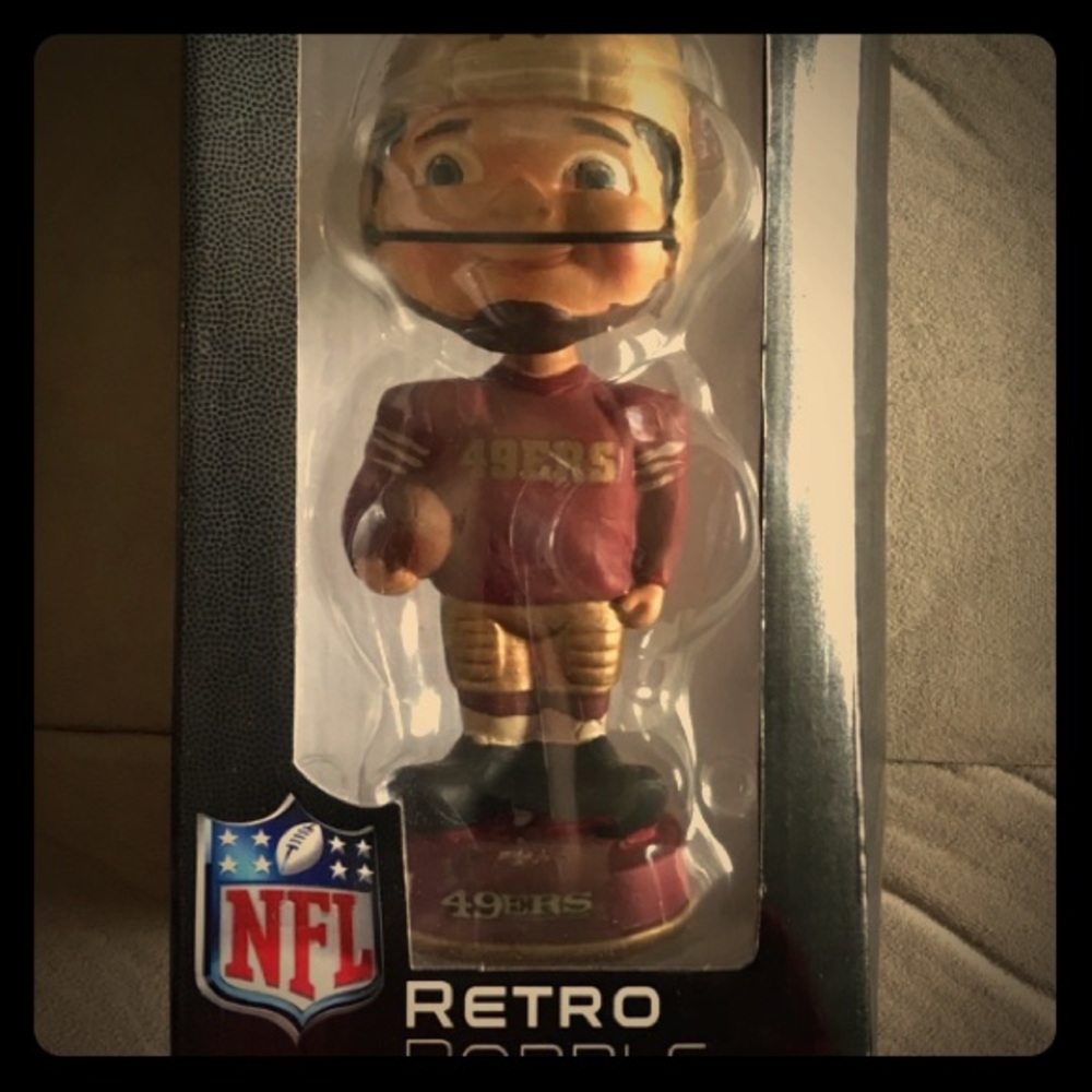 🎁Retro NFL San Francisco 49er Bobble Head! ❤️Rare, retired. Price is firm!